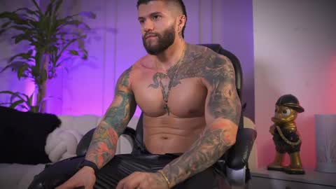 Frank Farrell. Hey remember to give me a thumbs up Ty online show from 1, 4, 2026