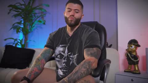 Frank Farrell. Hey remember to give me a thumbs up Ty online show from 6, 4, 2026