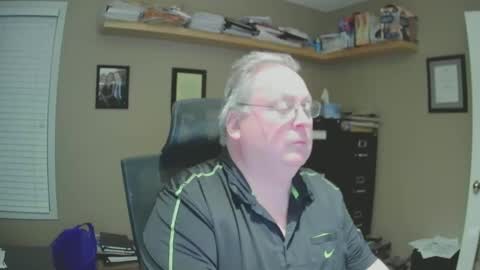 Snapshot of frankie6207 chatting on 2, 1, 2025 frankie6207 online show from 2, 1, 2025