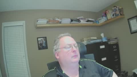 Snapshot of frankie6207 chatting on 3, 1, 2025 frankie6207 online show from 3, 1, 2025