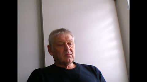 frannkboy61 online show from 2, 4, 2026