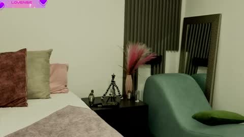 Snapshot of fransheskarossi_ chatting on 6, 6, 2026 Fransheska online show from 6, 6, 2026