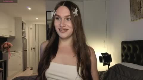 Snapshot of franzeva chatting on 10, 6, 2026 I am franzeva online show from 10, 6, 2026