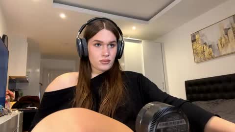 Snapshot of franzevav chatting on 15, 5, 2026 Eva Franz online show from 15, 5, 2026
