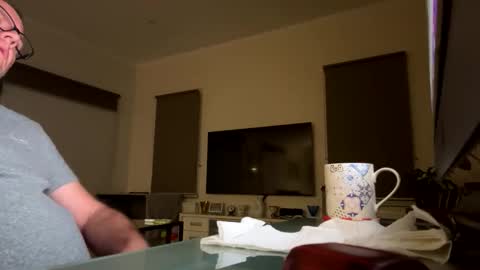 Snapshot of franzmontyhe chatting on 12, 10, 2025 franzmontyhe online show from 12, 10, 2025