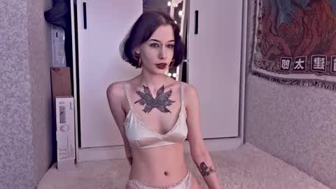 mistress Bastet and  mintcola online show from 11, 11, 2025