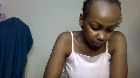 freaky_beauty online show from 31, 7, 2026