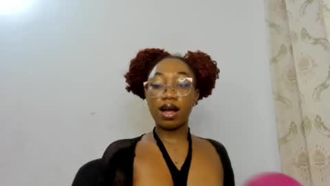 Snapshot of freaky_ebonygirl chatting on 15, 9, 2025 Freaky ebonygirl online show from 15, 9, 2025