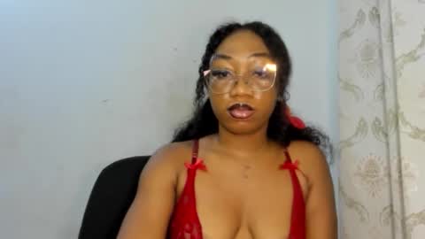 Snapshot of freaky_ebonygirl chatting on 7, 10, 2025 Freaky ebonygirl online show from 7, 10, 2025