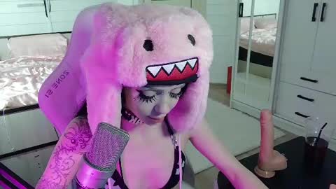 Freaky online show from 29, 7, 2026