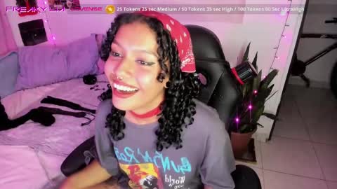 Lia Gomez online show from 26, 2, 2025