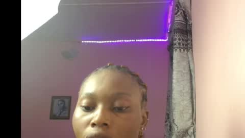 Snapshot of freaky_luna chatting on 22, 10, 2025 luna online show from 22, 10, 2025