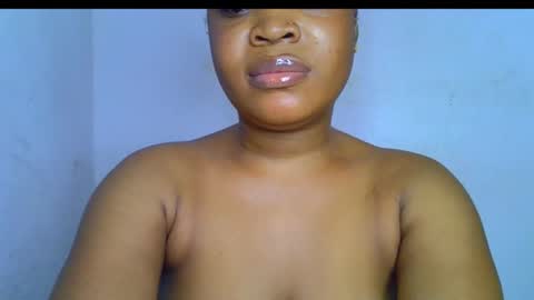 Snapshot of freaky_thickass chatting on 30, 9, 2025 Lily online show from 30, 9, 2025