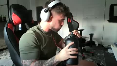 Snapshot of freakyfitking chatting on 19, 1, 2025 freakyfitking online show from 19, 1, 2025