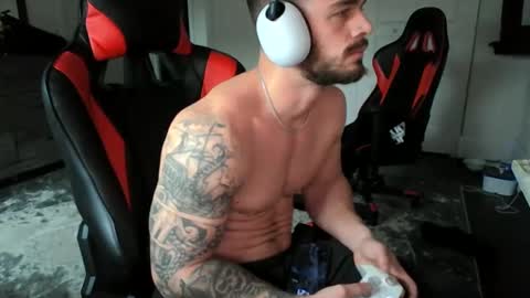 Snapshot of freakyfitking chatting on 20, 1, 2025 freakyfitking online show from 20, 1, 2025