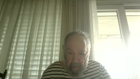 Snapshot of fredaldavid chatting on 1, 7, 2026 David Fredal online show from 1, 7, 2026