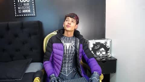 Freddkane online show from 9, 2, 2025