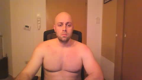 Snapshot of freddow chatting on 5, 1, 2025 freddow online show from 5, 1, 2025