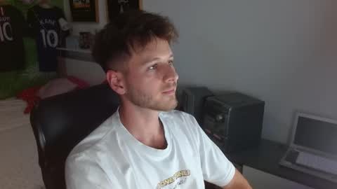 Snapshot of freddy_star chatting on 30, 5, 2026 Frederick Perin online show from 30, 5, 2026