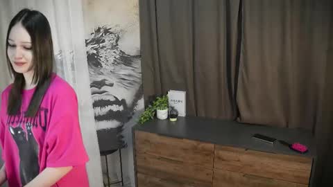 fredericashoen online show from 12, 11, 2025