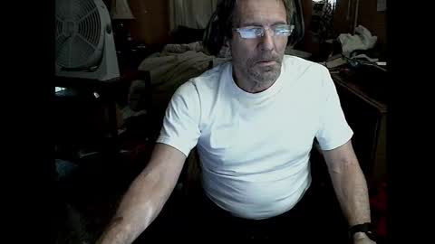 Snapshot of freedom_of_sexx chatting on 28, 11, 2025 freedom of sexx online show from 28, 11, 2025