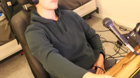 Snapshot of freeforyourpleasure chatting on 18, 11, 2025 freeforyourpleasure online show from 18, 11, 2025