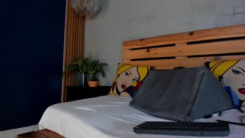 Snapshot of french_sexx chatting on 16, 12, 2024 Xavier online show from 16, 12, 2024