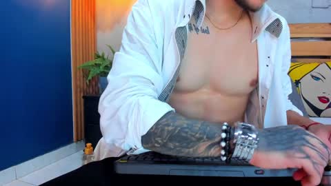 Snapshot of french_sexx chatting on 29, 12, 2024 Xavier online show from 29, 12, 2024