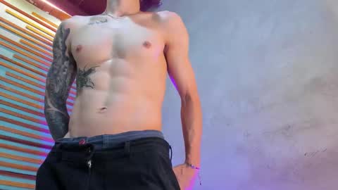 Xavier online show from 3, 12, 2025