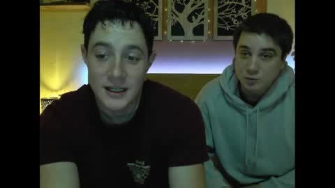 Snapshot of frenchhornybibs chatting on 15, 1, 2025 French Horny Bibs online show from 15, 1, 2025