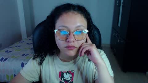 Snapshot of freud_x_louise1 chatting on 23, 1, 2025 Louise online show from 23, 1, 2025