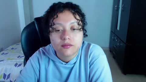 Snapshot of freud_x_louise1 chatting on 17, 2, 2025 Louise online show from 17, 2, 2025