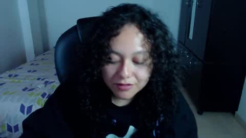 Snapshot of freud_x_louise1 chatting on 23, 2, 2025 Louise online show from 23, 2, 2025