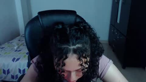 Snapshot of freud_x_louise1 chatting on 28, 2, 2025 Louise online show from 28, 2, 2025