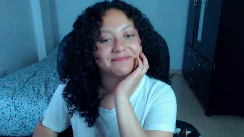 Snapshot of freud_x_louise1 chatting on 9, 9, 2025 Louise online show from 9, 9, 2025