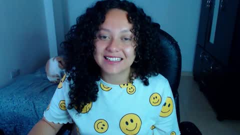 Snapshot of freud_x_louise1 chatting on 15, 9, 2025 Louise online show from 15, 9, 2025