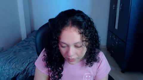 Snapshot of freud_x_louise1 chatting on 10, 11, 2025 Louise online show from 10, 11, 2025