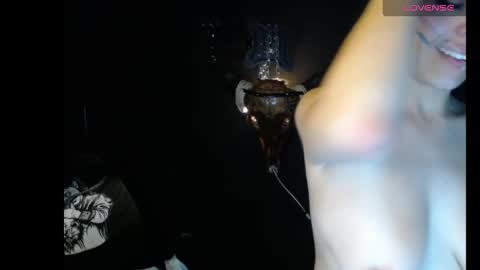 freyaa_sorceress online show from 5, 2, 2025