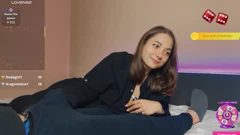 Snapshot of freyaoliver chatting on 10, 10, 2025 FreyaOliver online show from 10, 10, 2025