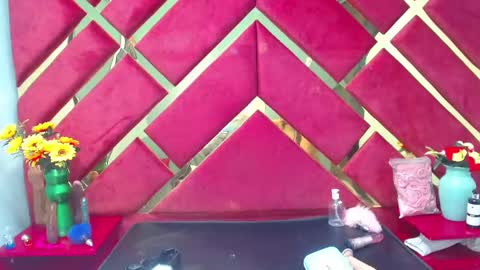 freyja_naugthy online show from 12, 3, 2025