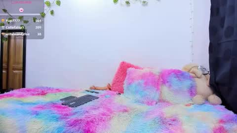 Freyja Rouse online show from 28, 11, 2025