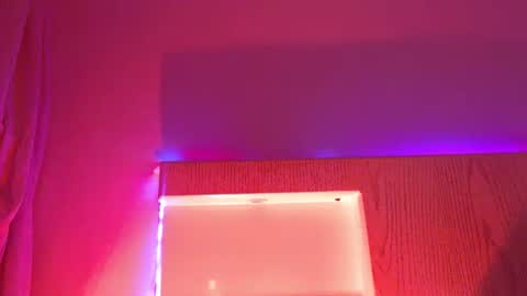 FREYJA LOREN online show from 13, 12, 2024