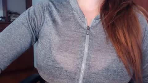 Snapshot of freyjashine_x chatting on 6, 7, 2026 FREYJA LOREN online show from 6, 7, 2026