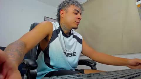 freyva_ online show from 15, 7, 2026