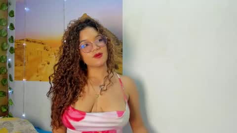 Frezzita online show from 19, 10, 2025