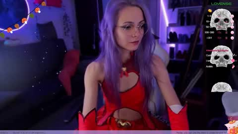 Snapshot of frida_fortune chatting on 30, 10, 2025 Frida A boost to fortune for the one who gives a thumbs up and a bonus lucky for those who support me by joining the fanclub online show from 30, 10, 2025