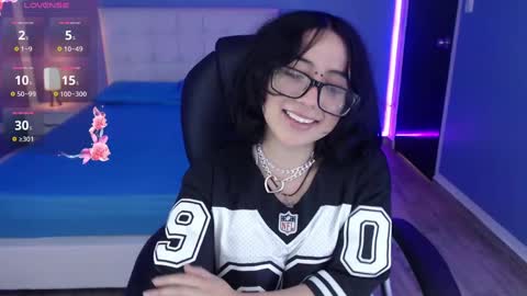 frida_lassi_ online show from 16, 12, 2024