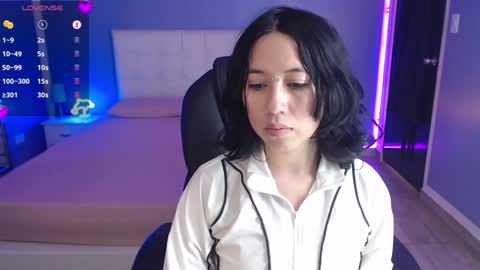 frida_lassi_ online show from 17, 1, 2025