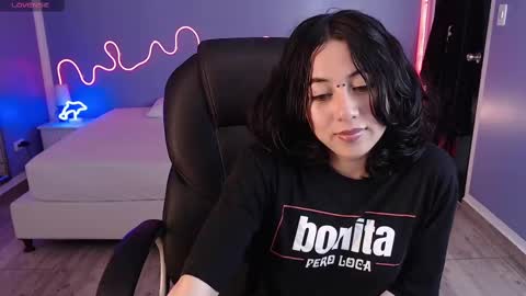 frida_lassi_ online show from 16, 2, 2025