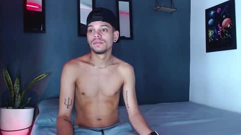 Adam y pitter online show from 3, 12, 2024